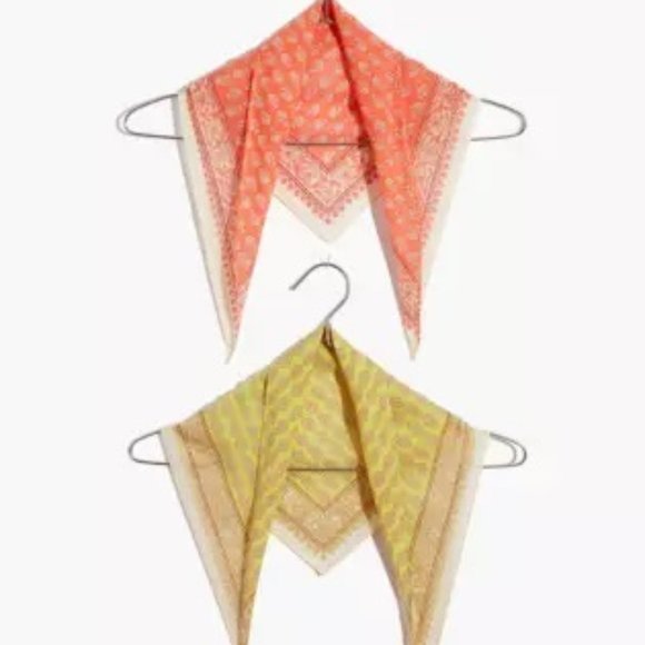 Madewell Accessories - NEW Madewell Two-Pack Triangle Bandanas Pear Multi